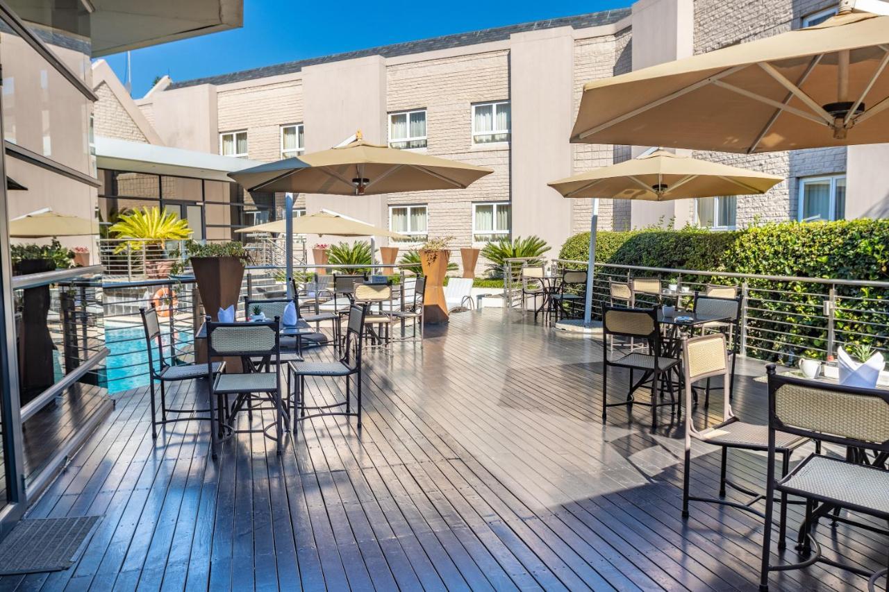 City Lodge Hotel Johannesburg Airport, Barbara Road Кемптън Парк Екстериор снимка