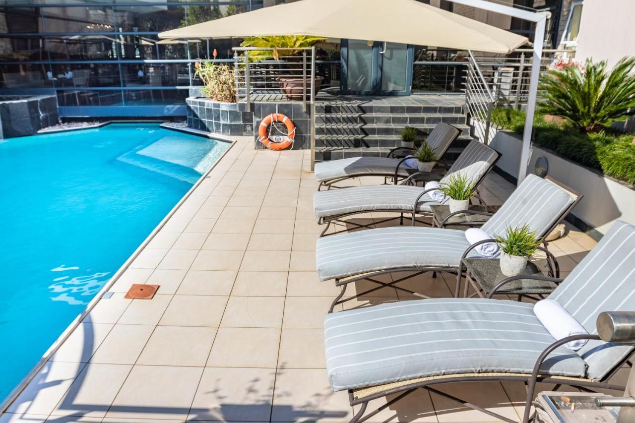 City Lodge Hotel Johannesburg Airport, Barbara Road Кемптън Парк Екстериор снимка