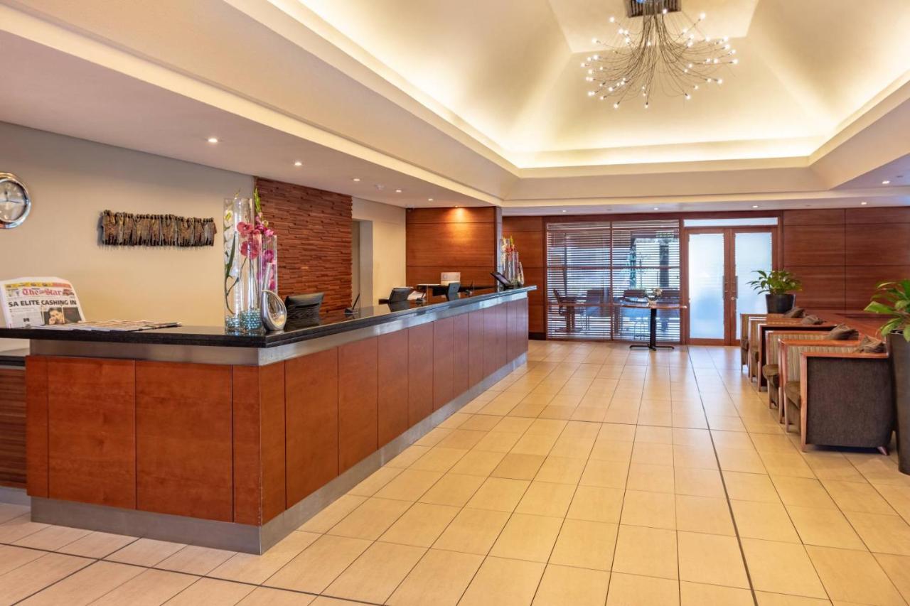 City Lodge Hotel Johannesburg Airport, Barbara Road Кемптън Парк Екстериор снимка