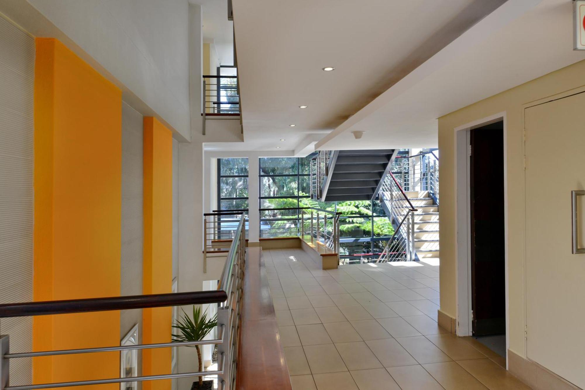 City Lodge Hotel Johannesburg Airport, Barbara Road Кемптън Парк Екстериор снимка