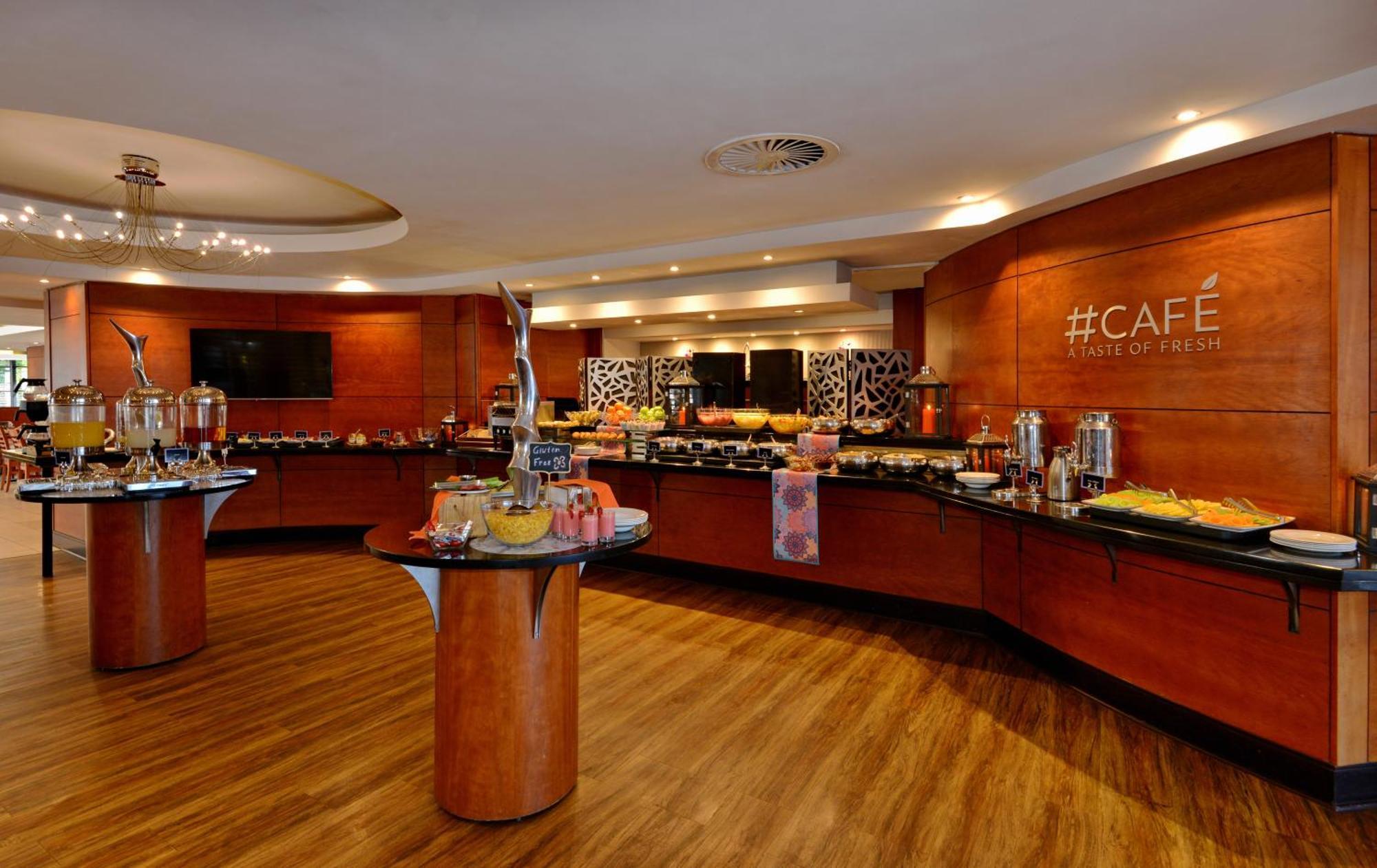 City Lodge Hotel Johannesburg Airport, Barbara Road Кемптън Парк Екстериор снимка